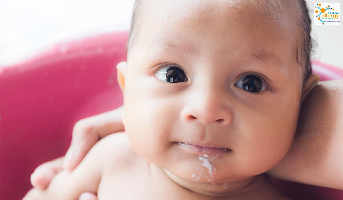 Симптомы аллергии на смесь у младенца. Как распознать?